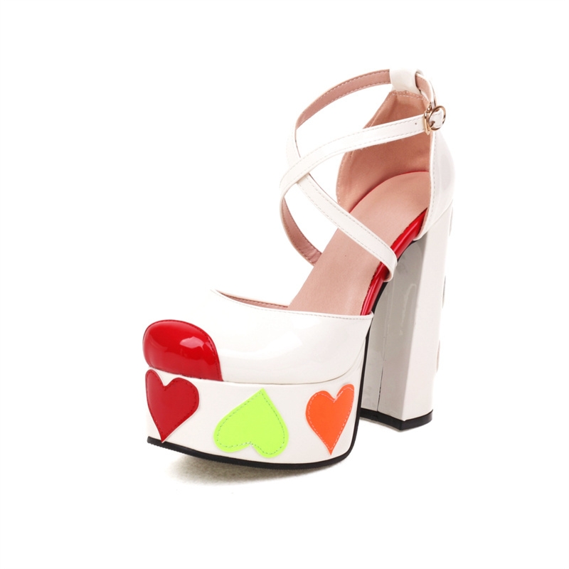 ハート イラスト Y2k プラットフォーム チャンキー ヒール アンクル ストラップ パンプス Up2step ハート イラスト Y2k プラットフォーム チャンキー ヒール アンクル ストラップ パンプス Up2step