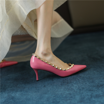 2022 新入荷 限定数 ピンク パテントレレザー リベット ヒール パンプス ポイント ピンヒール 靴 6.0cm 大きいサイズ26.0